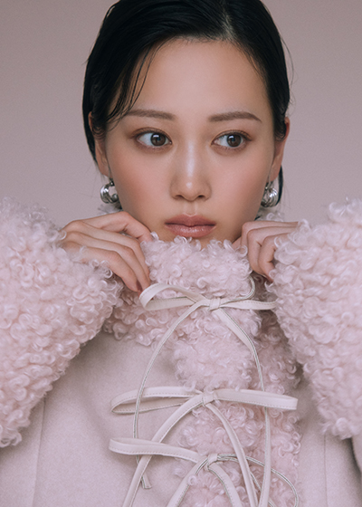 MAGAZINE