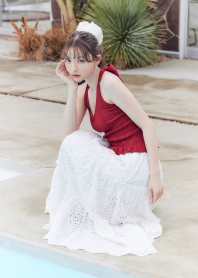MAGAZINE